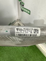 Volkswagen / Touareg / Радиатор кондиционера