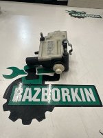 BMW / 5-Series / Активатор замка багажника