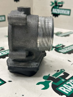 Audi / A4 / Дроссельная заслонка