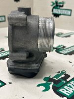 Audi / A4 / Дроссельная заслонка