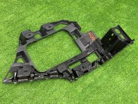 Volkswagen / Touareg / Кронштейн заднего бампера Volkswagen / Touareg / Кронштейн заднего бампера
