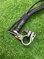 Audi / Q7 / Клемма аккумулятора