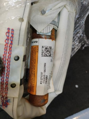 Volvo / XC60 / Подушка безопасности боковая