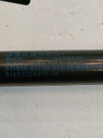 BMW / X1 / Амортизатор капота