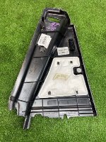 BMW / X5 / Обшивка багажника