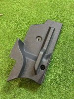 Volkswagen / Golf / Кронштейн багажного отделения