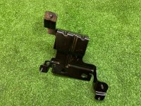 BMW / X5 / Кронштейн