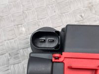 Audi / A4 / Клемник