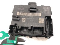 Volkswagen / Touareg / Блок управления двери