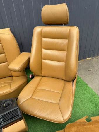 Mercedes-Benz / E-Class / Салон в сборе