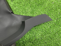 Audi / A6 / Кожух рулевой колонки