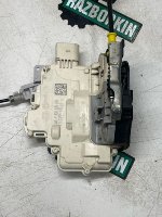 Audi / A6 / Замок двери комплект