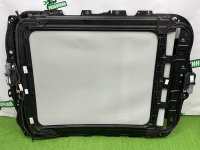 Audi / Q8 / Панорамная крыша