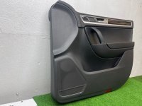 Volkswagen / Touareg / Обшивка двери Volkswagen / Touareg / Обшивка двери