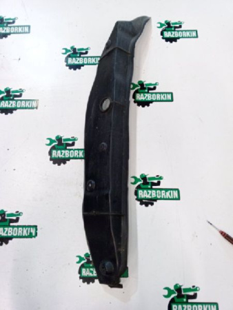 Mercedes-Benz / GLC 250d 4-matic / Пыльник крыла