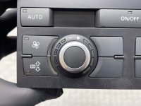 Audi / Q7 / Блок климата