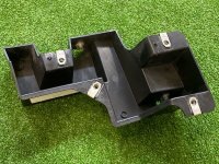 Chevrolet / Tahoe / Кронштейн бампера