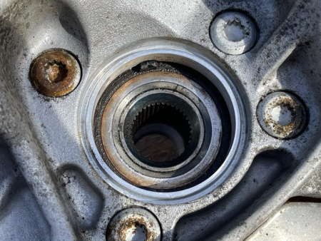 Audi / S5 / Кулак поворотный