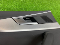 Audi / A5 / Обшивка двери