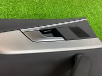 Audi / A5 / Обшивка двери