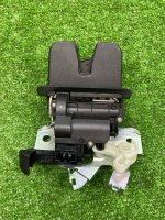 Audi / A5 / Замок багажника