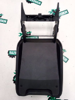 Volkswagen / Touareg / Подлокотник Volkswagen / Touareg / Подлокотник