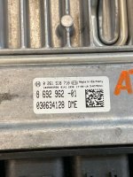 BMW / 7-Series / Блок управления двигателем