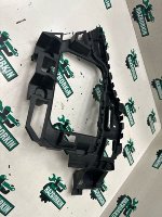 Volkswagen / Touareg / Направляющая бампера Volkswagen / Touareg / Направляющая бампера