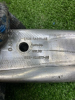 Ford / EXPLORER / Распорка кузова