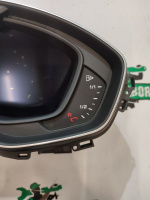 Audi / Q5 / Панель приборов