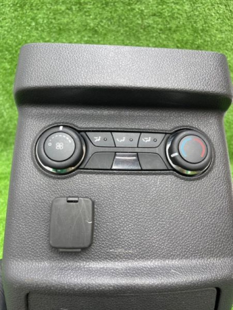 Ford / EXPLORER / Блок климата