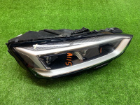 Audi / A5 / Фара