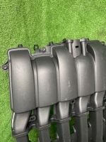 Volkswagen / Touareg / Коллектор впускной