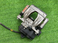 Audi / A6 / Суппорт тормозной