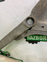 BMW / 1-Series / Распорка стоек