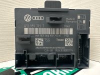 Audi / A6 / Блок управления двери