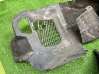 Volkswagen / Touareg / Подкрылок Volkswagen / Touareg / Подкрылок