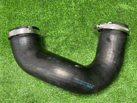 Audi / Q7 / Патрубок интеркулера