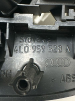 Audi / Q7 / Кнопка памяти сидений