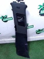 Audi / Q7 / Накладка стойки