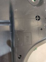 Mazda / 3 / Защита днища кузова