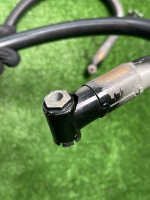 Mercedes-Benz / 300E / Петля багажника