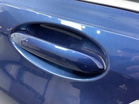 BMW / 3-Series / Дверь боковая