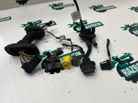 Audi / A6 / Фишки проводки двери