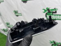 Audi / A6 / Декоративная накладка торпедо