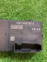 Volkswagen / Tiguan / Блок крышки багажника
