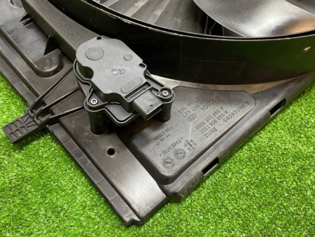 Mercedes-Benz / GLC 250d 4-matic / Вентилятор радиатора