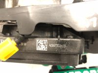 Mercedes-Benz / GLC 250d 4-matic / Замок боковой двери