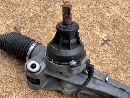 Audi / SQ8 / Рулевая рейка