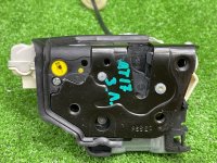 Volkswagen / Touareg / Замок двери